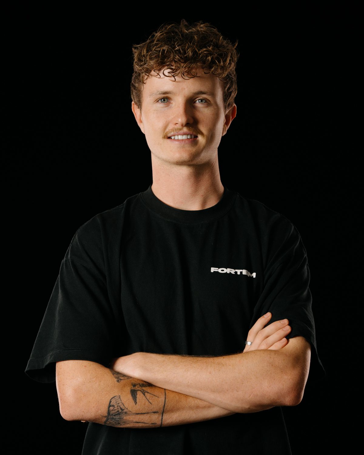 Headshot Ethan